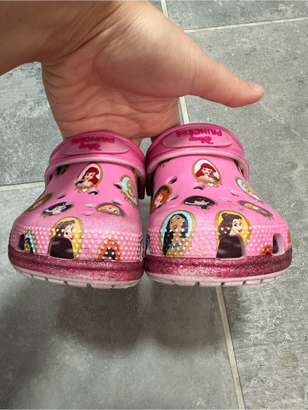 Crocs Disney Princess Classic Clog - Picture 4 of 8